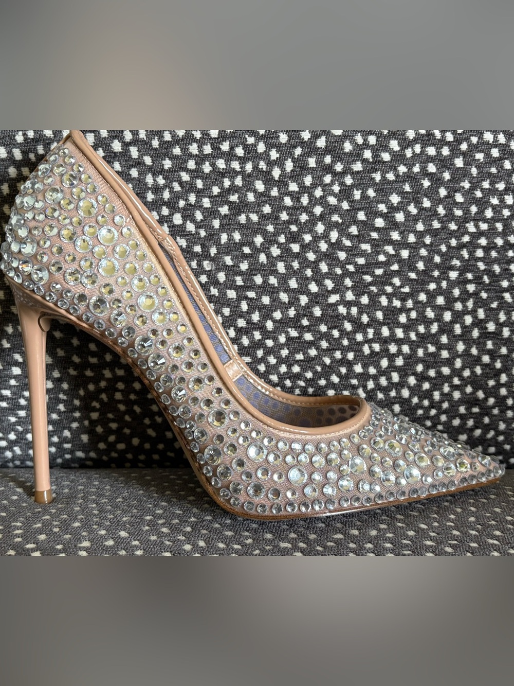 Steve Madden Nude Beige Rhinestone Crystal-Embellished Stiletto Pump 7.5
